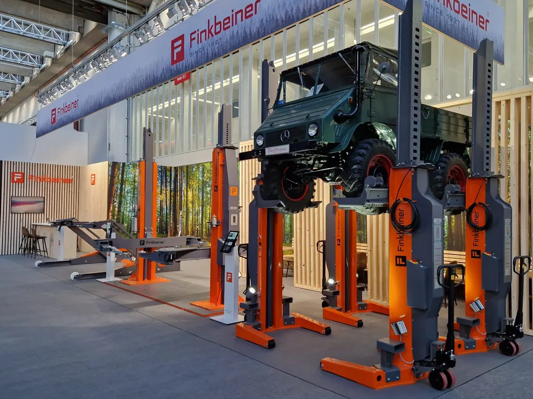 Interaktive Displays auf der automechanika — Ansicht des Projekts